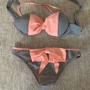 Bow bikini swim suit